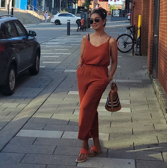 Meet your Posher, Tina ๐๐ ๐ - Picture 3 of 5